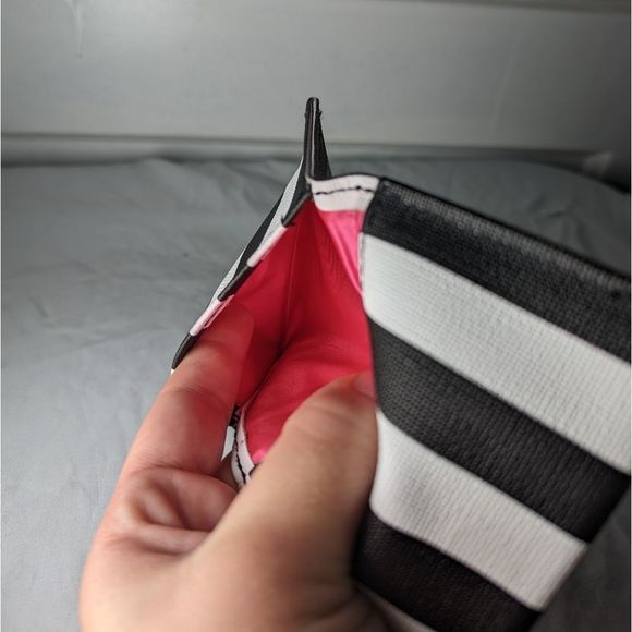 Mary Kay Black and White Striped Wallet Lined with Pink - Picture 5 of 5